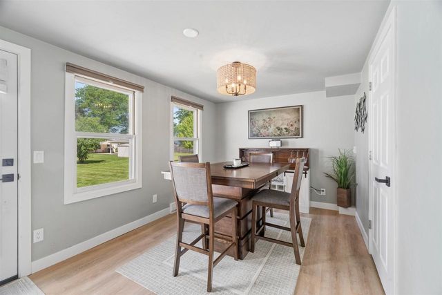 857 HUNT AVENUE, Neenah, WI 54956