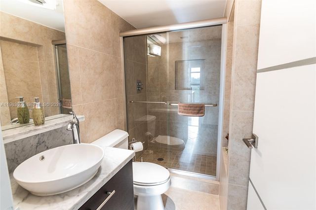 2501 Brickell Ave 507, Miami, FL 33129