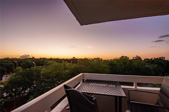 2501 Brickell Ave 507, Miami, FL 33129