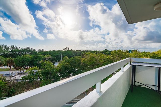 2501 Brickell Ave 507, Miami, FL 33129