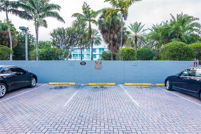 2501 Brickell Ave 507, Miami, FL 33129