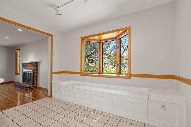 109 Jerrold St, Holliston, MA 01746