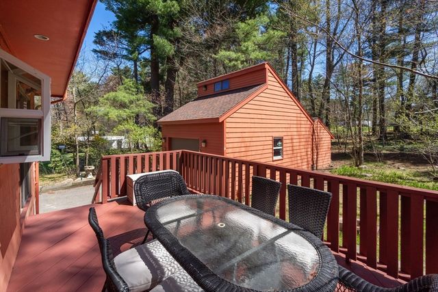 109 Jerrold St, Holliston, MA 01746