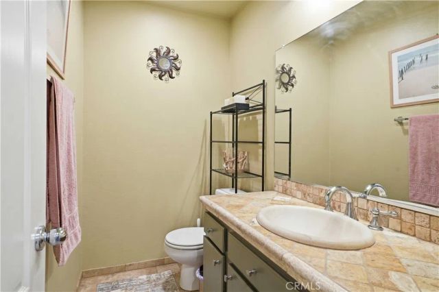 20102 Patricia, Saugus, CA 91350