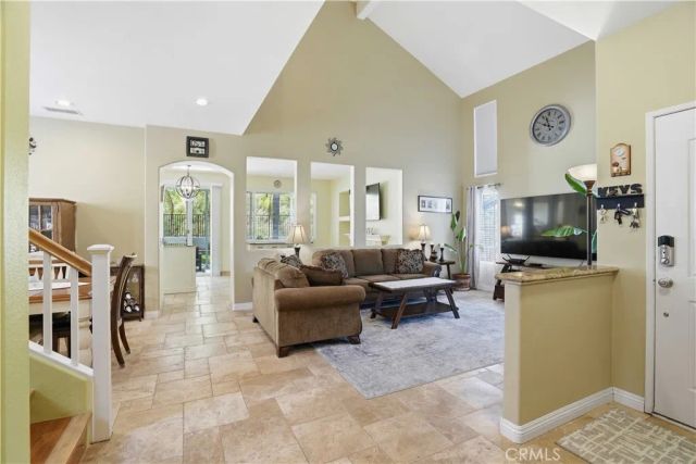 20102 Patricia, Saugus, CA 91350