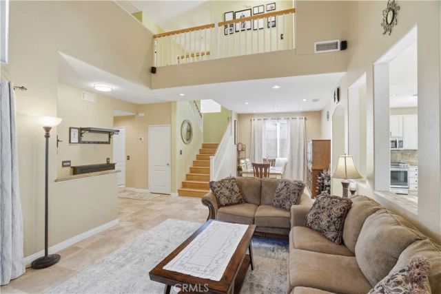 20102 Patricia, Saugus, CA 91350