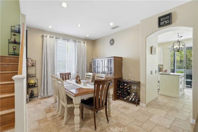 20102 Patricia, Saugus, CA 91350