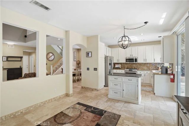 20102 Patricia, Saugus, CA 91350