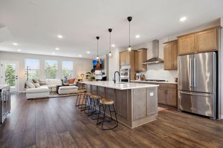 879 Woodlawn Avenue C, Saint Paul, MN 55116
