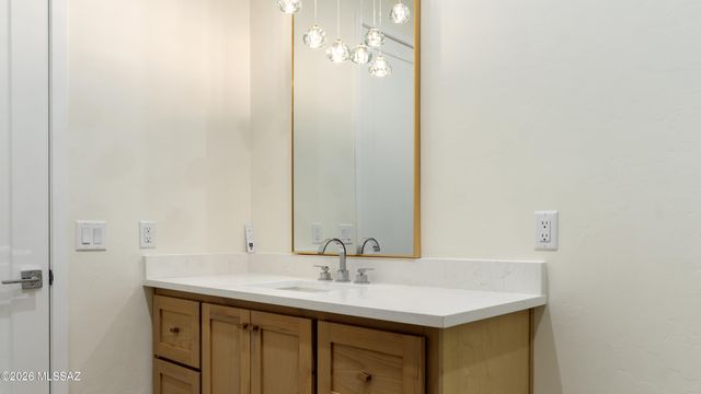 3379 W Jayte Court, Tucson, AZ 85745