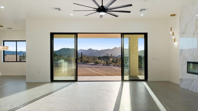 3379 W Jayte Court, Tucson, AZ 85745