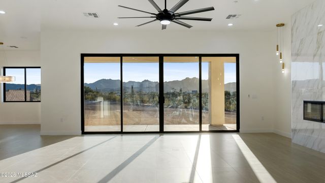 3379 W Jayte Court, Tucson, AZ 85745