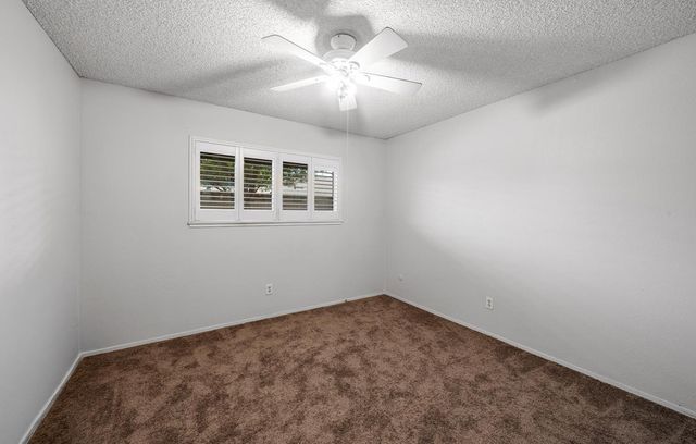 4849 N 7th St Apt E, Fresno, CA 93726