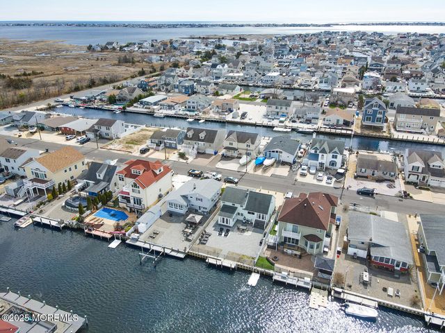 58 E Lagoona Drive, Brick, NJ 08723