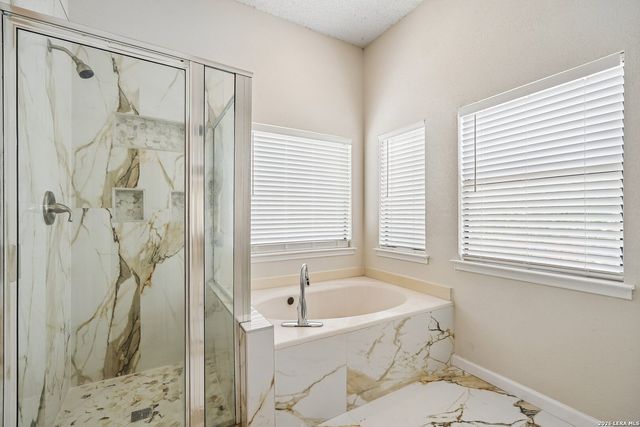 16922 VISTA BRIAR DR, San Antonio, TX 78247