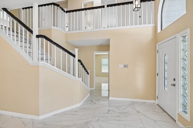 16922 VISTA BRIAR DR, San Antonio, TX 78247