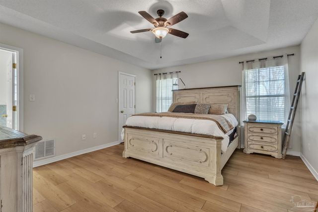 1723 Marseille Dr, Gulf Breeze, FL 32563