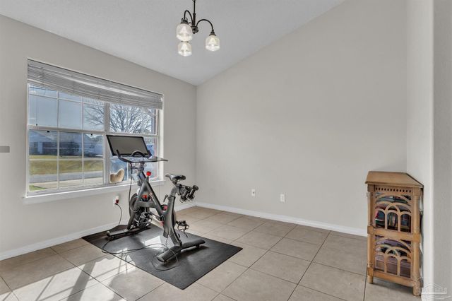 1723 Marseille Dr, Gulf Breeze, FL 32563