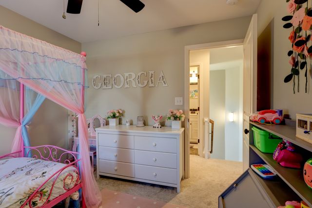1004 Sunrise Dr, Clarksville, TN 37042