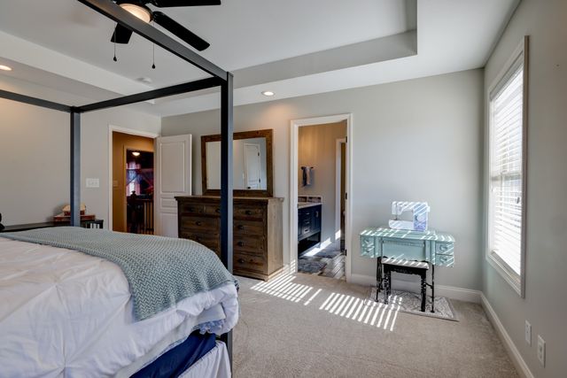 1004 Sunrise Dr, Clarksville, TN 37042