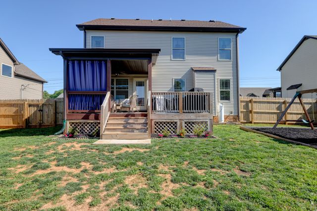 1004 Sunrise Dr, Clarksville, TN 37042
