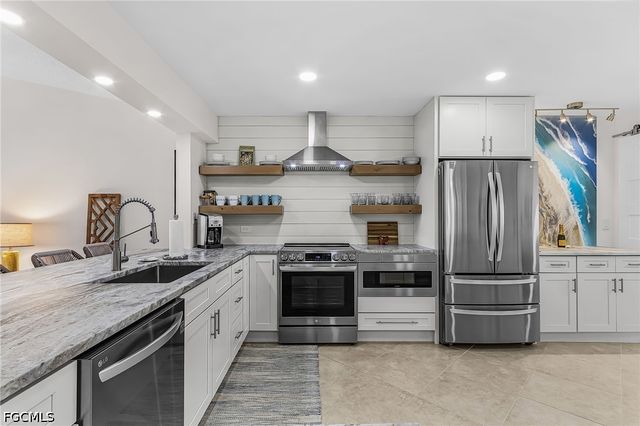 9901 Sunset Cove LN 237, Fort Myers, FL 33919
