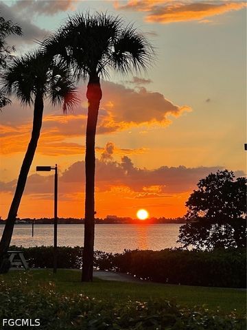 9901 Sunset Cove LN 237, Fort Myers, FL 33919