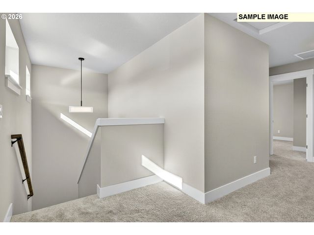2002 E BADGER Way 1, La Center, WA 98629