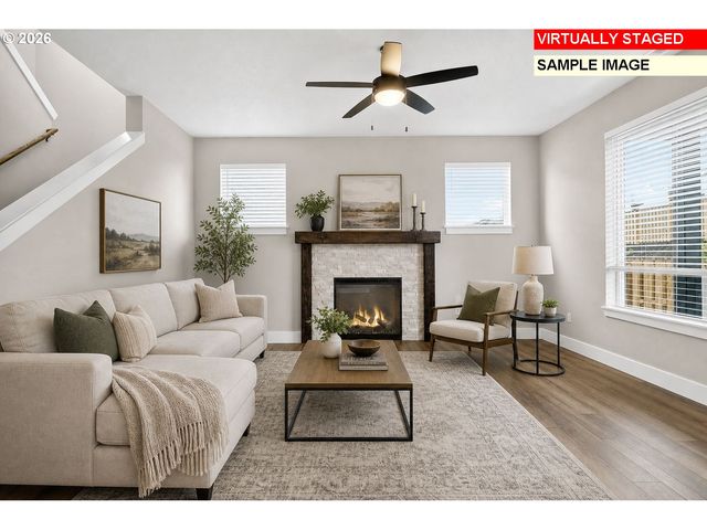 2002 E BADGER Way 1, La Center, WA 98629
