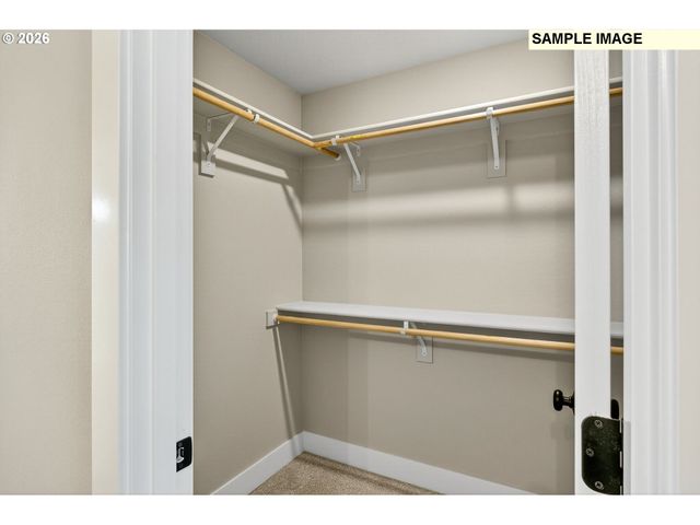 2002 E BADGER Way 1, La Center, WA 98629