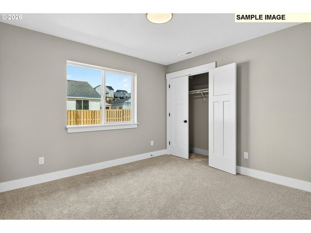 2002 E BADGER Way 1, La Center, WA 98629