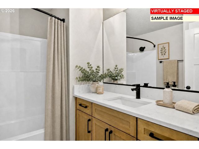 2002 E BADGER Way 1, La Center, WA 98629
