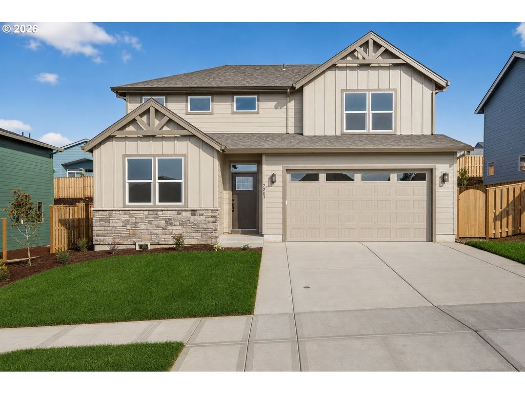 2002 E BADGER Way 1, La Center, WA 98629