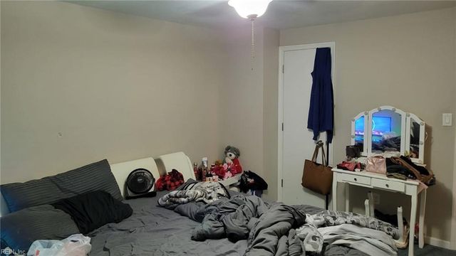15 Victor ST, Hampton, VA 23669