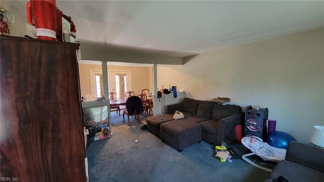 15 Victor ST, Hampton, VA 23669