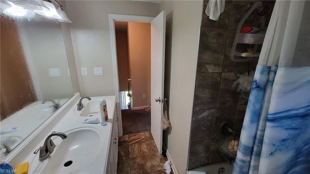 15 Victor ST, Hampton, VA 23669
