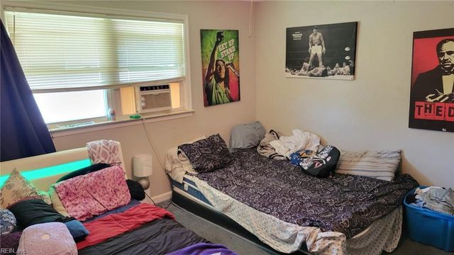 15 Victor ST, Hampton, VA 23669