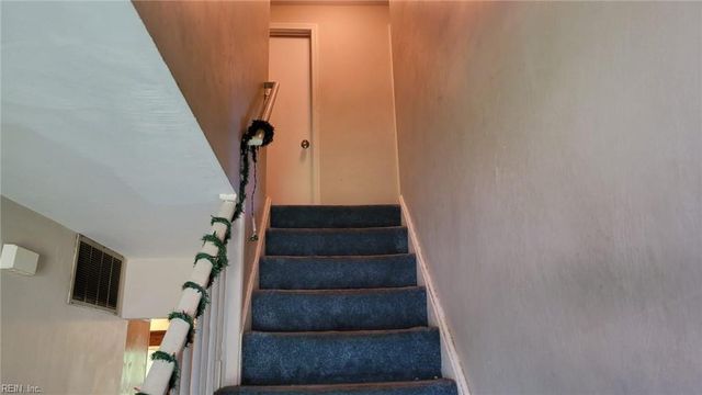 15 Victor ST, Hampton, VA 23669