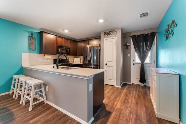 2213 Nightgrove Circle, Crandall, TX 75114