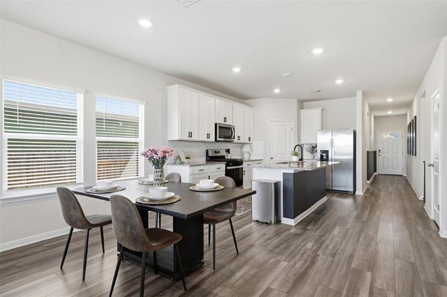 111 Granite Dome DR, Kyle, TX 78640