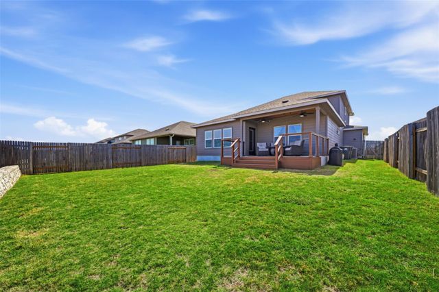 111 Granite Dome DR, Kyle, TX 78640
