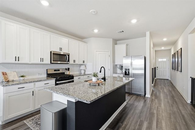 111 Granite Dome DR, Kyle, TX 78640