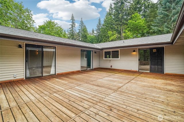 16808 240th Avenue SE, Maple Valley, WA 98038