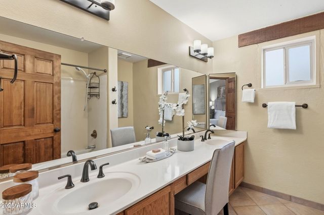 14624 N VALLOROSO Drive, Fountain Hills, AZ 85268