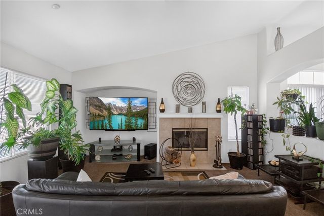 15370 Twinberry Court, Fontana, CA 92336
