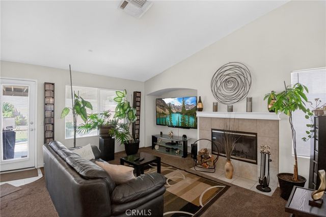 15370 Twinberry Court, Fontana, CA 92336