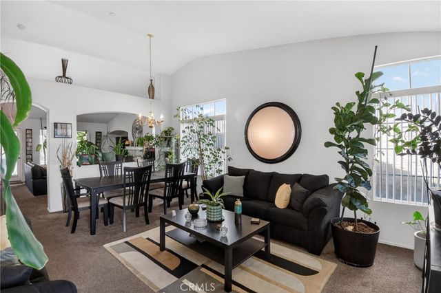 15370 Twinberry Court, Fontana, CA 92336