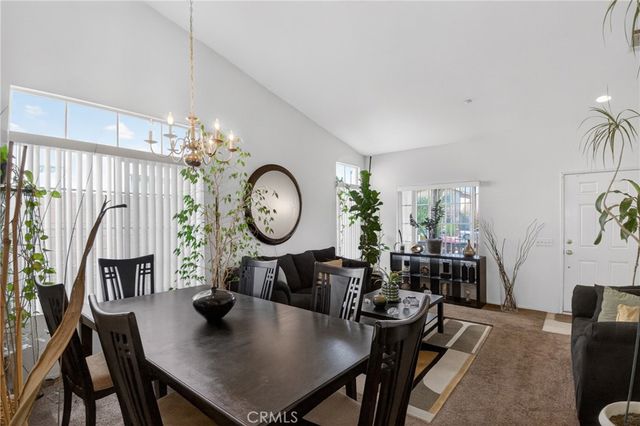 15370 Twinberry Court, Fontana, CA 92336