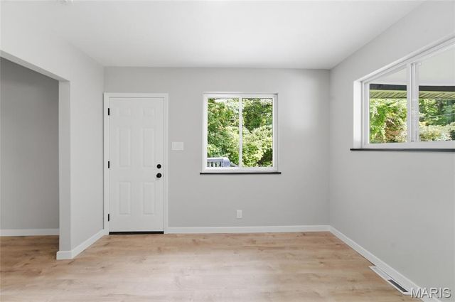 330 Hillwood Drive, Belleville, IL 62223