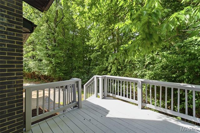 330 Hillwood Drive, Belleville, IL 62223